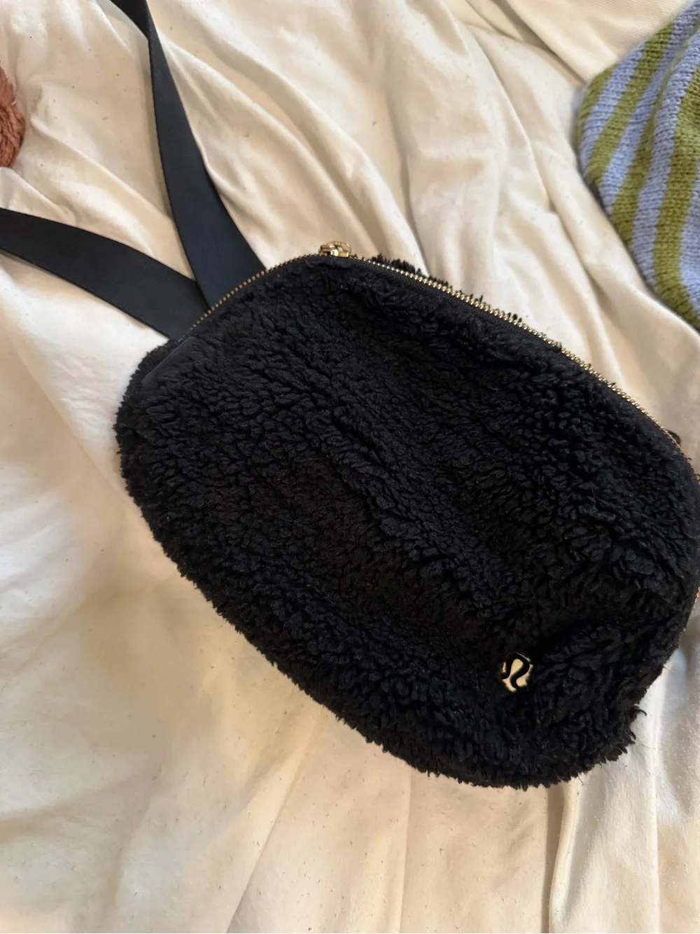 lululemon athletica soft sherpa